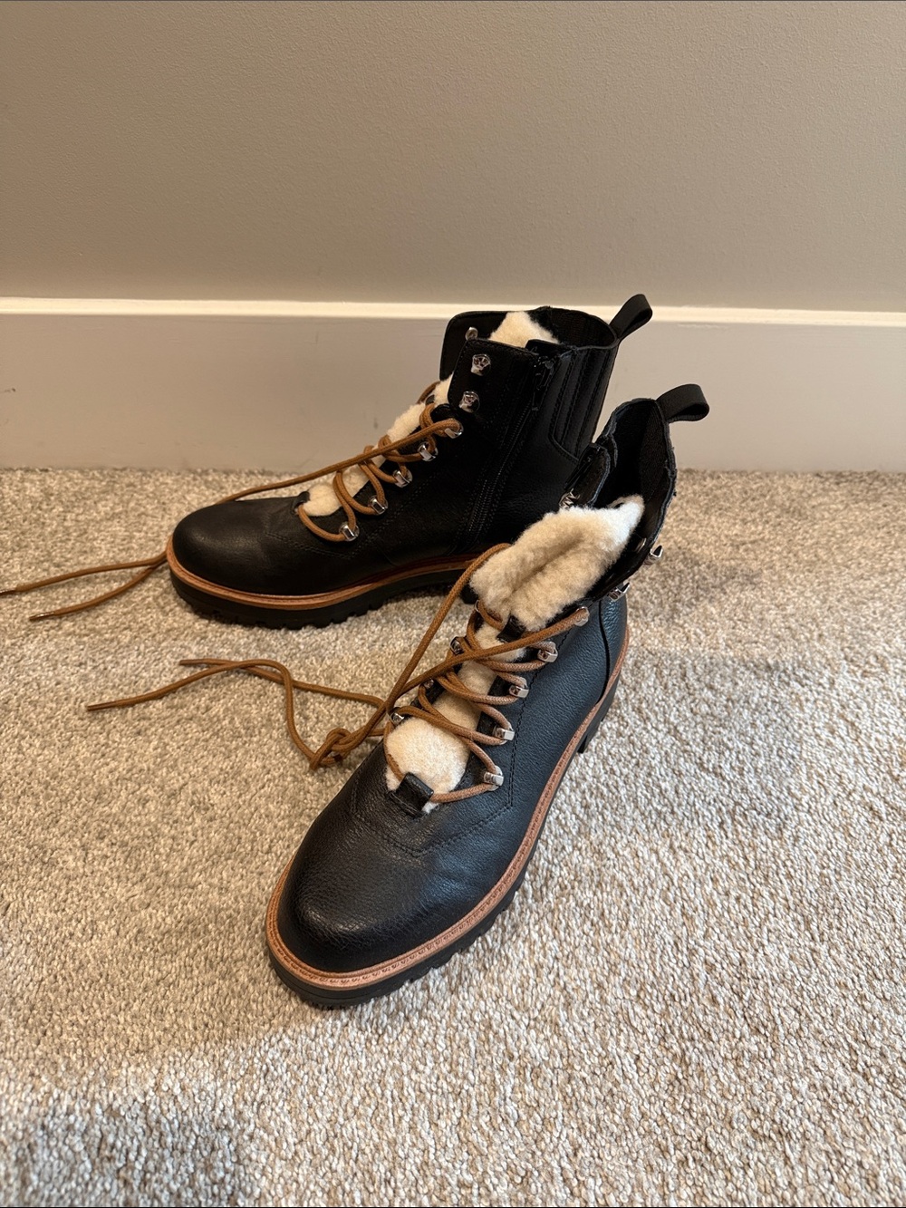 Women's Black Leather Shearling Lace-Up Boots